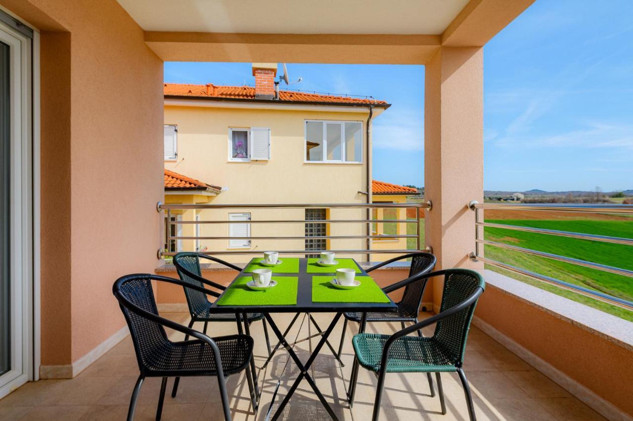 Stancija Amoroso Porec Apartments 外观 照片
