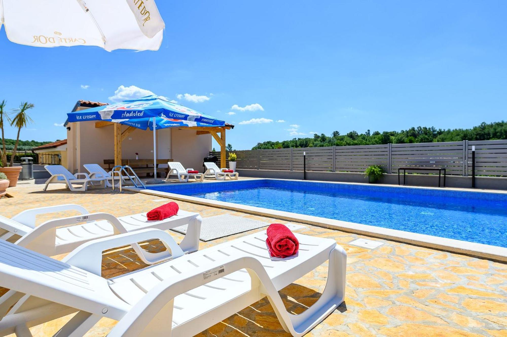 Stancija Amoroso Porec Apartments 外观 照片